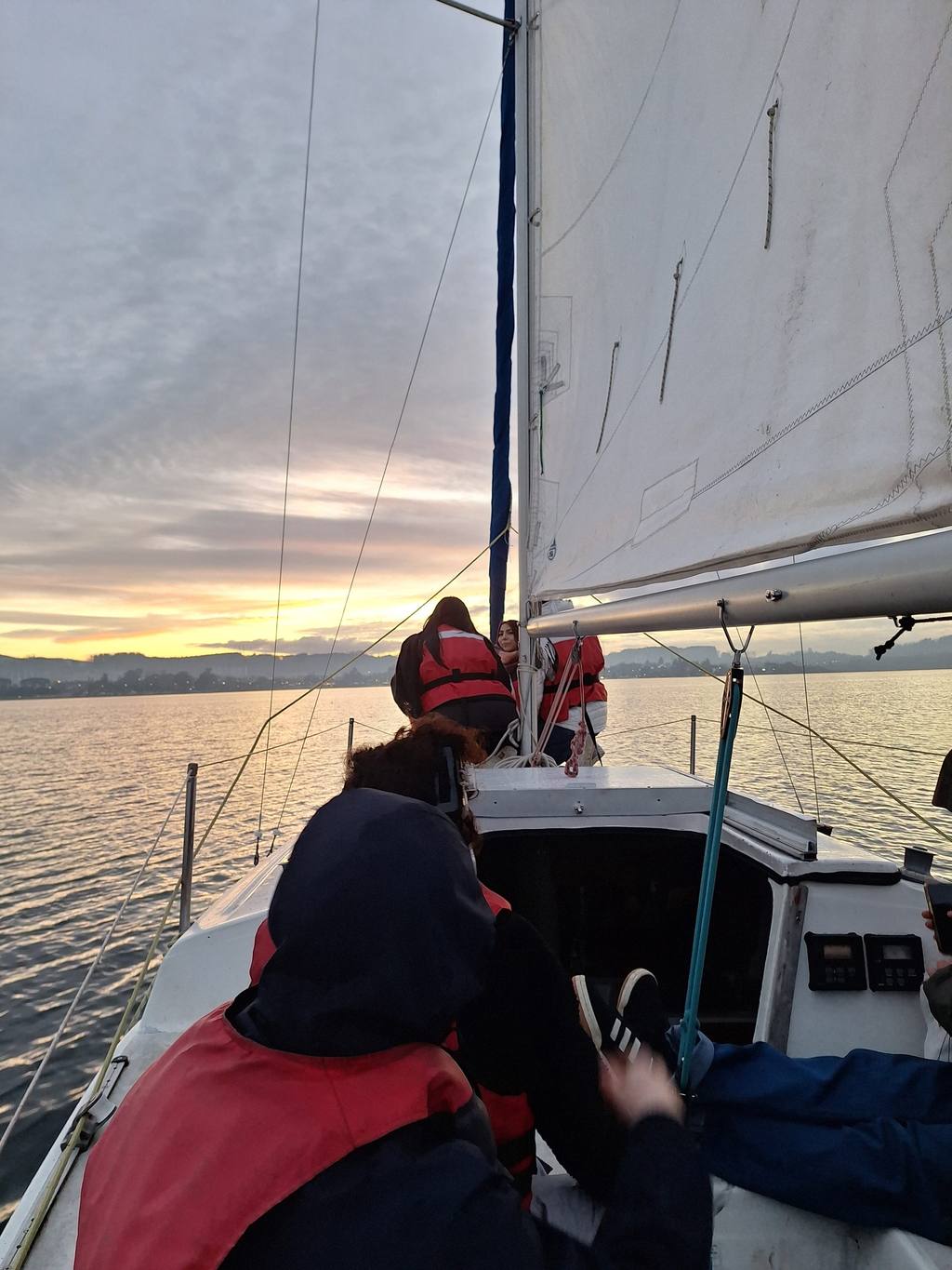 Atardecer en el lago
