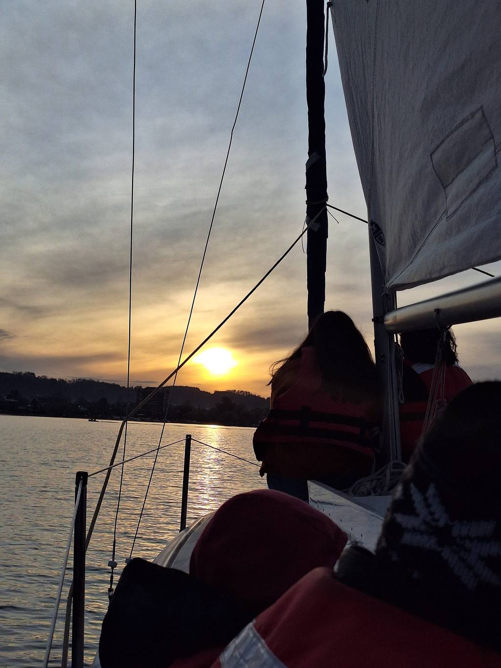 Atardecer en el lago