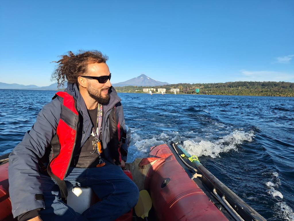 Clase de velerismo en el Lago Villarrica