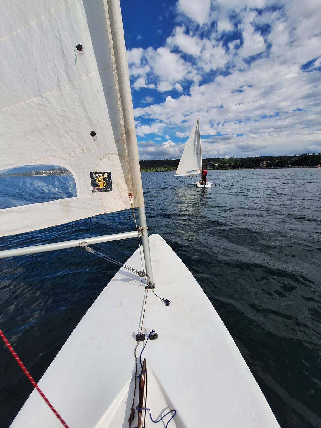 Clase de velerismo en el Lago Villarrica