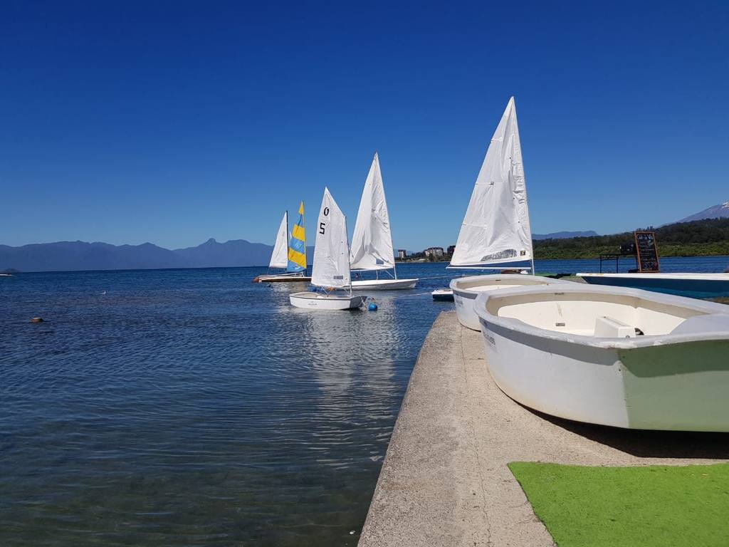 Escuela de Vela Náutica Lago Villarrica