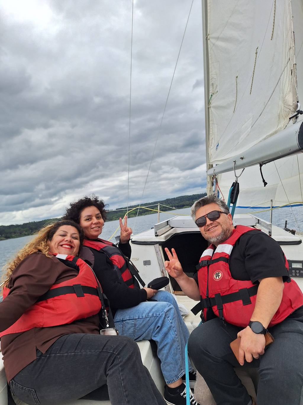 Paseo en velero por el Lago Villarrica
