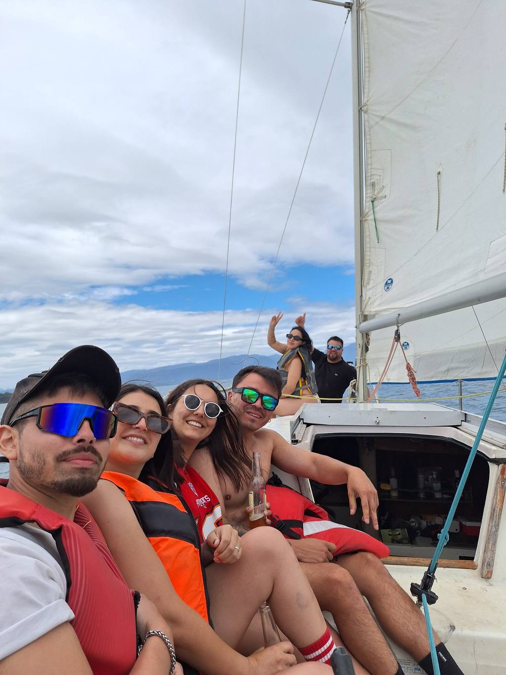 Paseo en velero por el Lago Villarrica