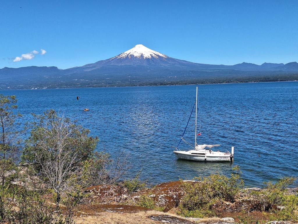 Paseo en velero por el Lago Villarrica